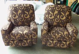 Best Home Furnishing - Bilana Recliner - You Choose the Fabric