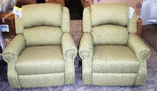 Best Chair / Best Home Furnishing - Norwood Recliner - You Choose Fabric or Leather