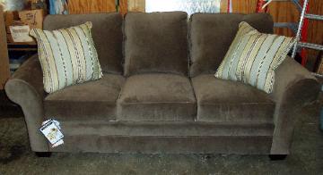 Broyhill Furniture - Zachary Sofa - YOU Choose the Fabric