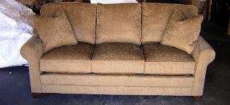 King Hickory -Bently Sofa - YOU Choose the Fabric