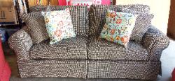 Broyhill Julie Sofa - YOU Choose the Fabric