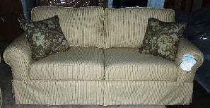 Broyhill Julie Sofa - YOU Choose the Fabric