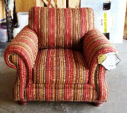 Broyhill - Laramie Chair - YOU Choose the Fabric