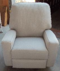 Best Home Furnishing - Bilana Recliner - You Choose the Fabric