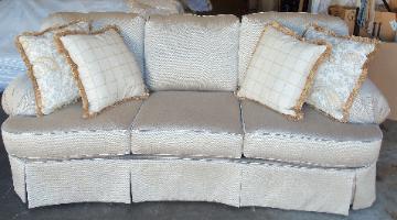 Broyhill McKinney Sofa