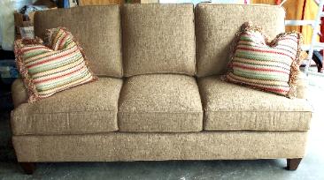 King Hickory Chatham Sofa 