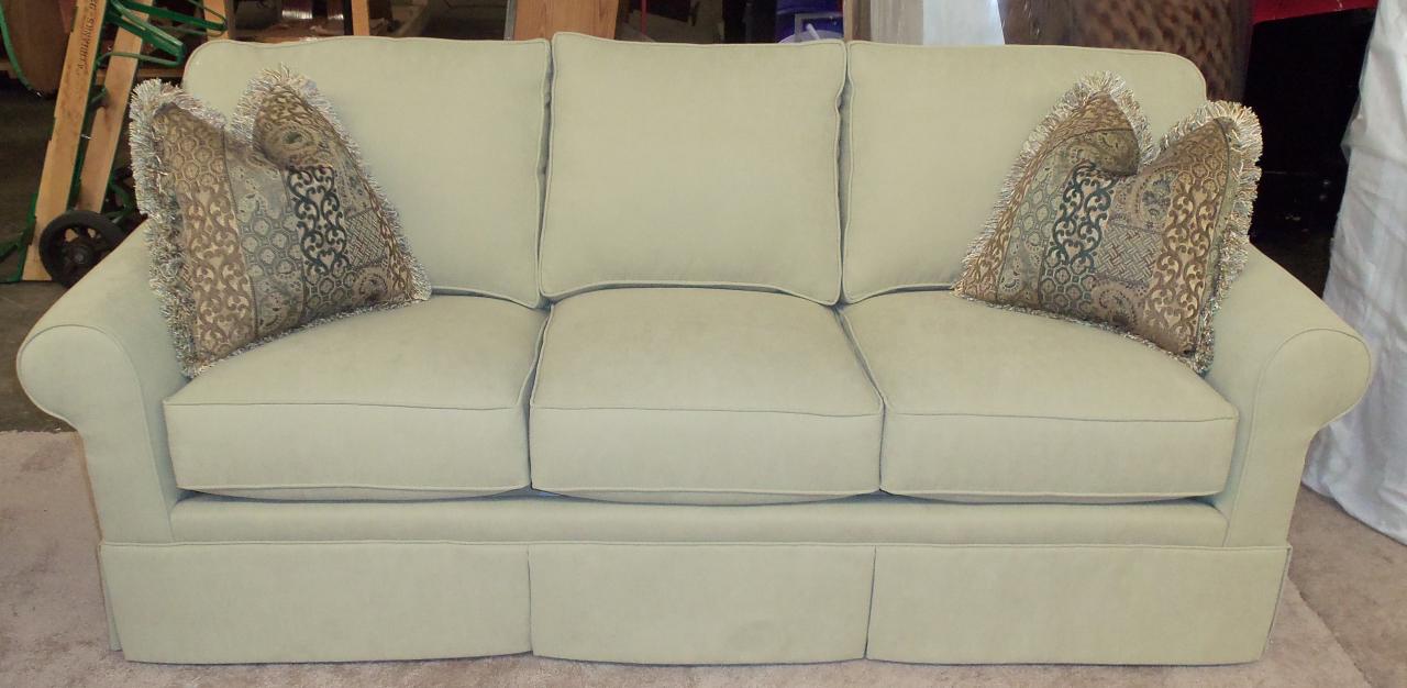 Furniture King Hickory Bentley Sofa